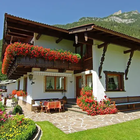 בית אירוח Haus Maria Unger